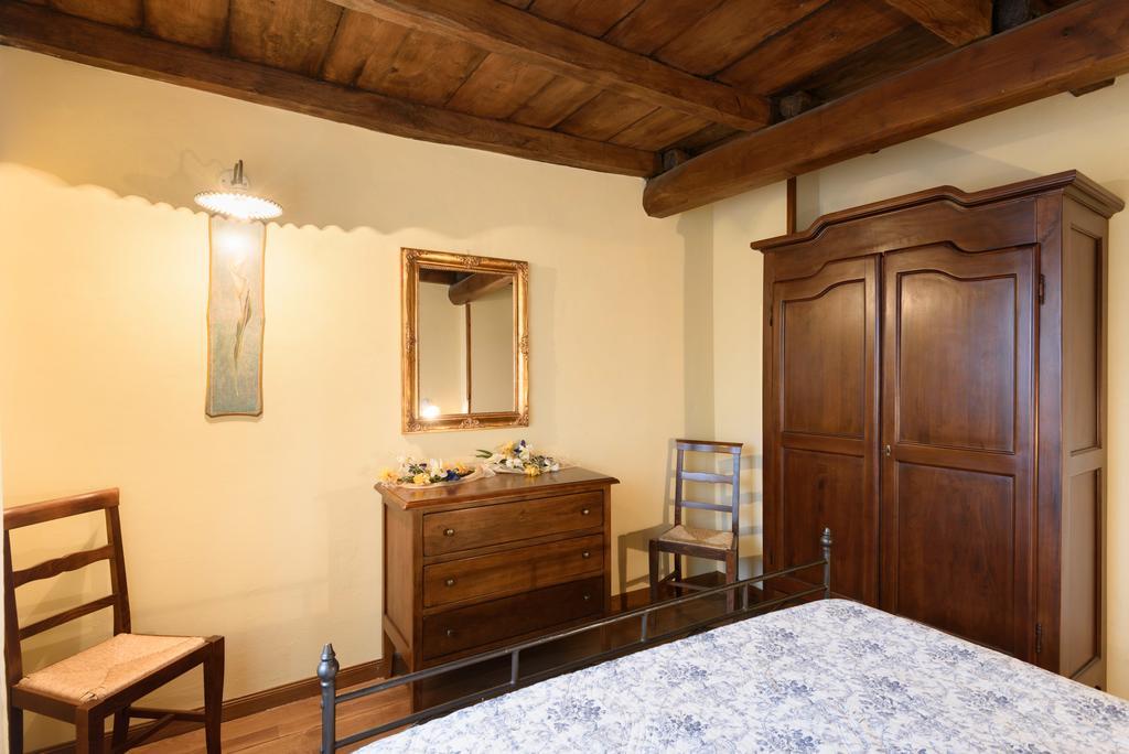 Il Borgo Dei Corsi - Charming Holiday Apartments Ortignano Raggiolo エクステリア 写真