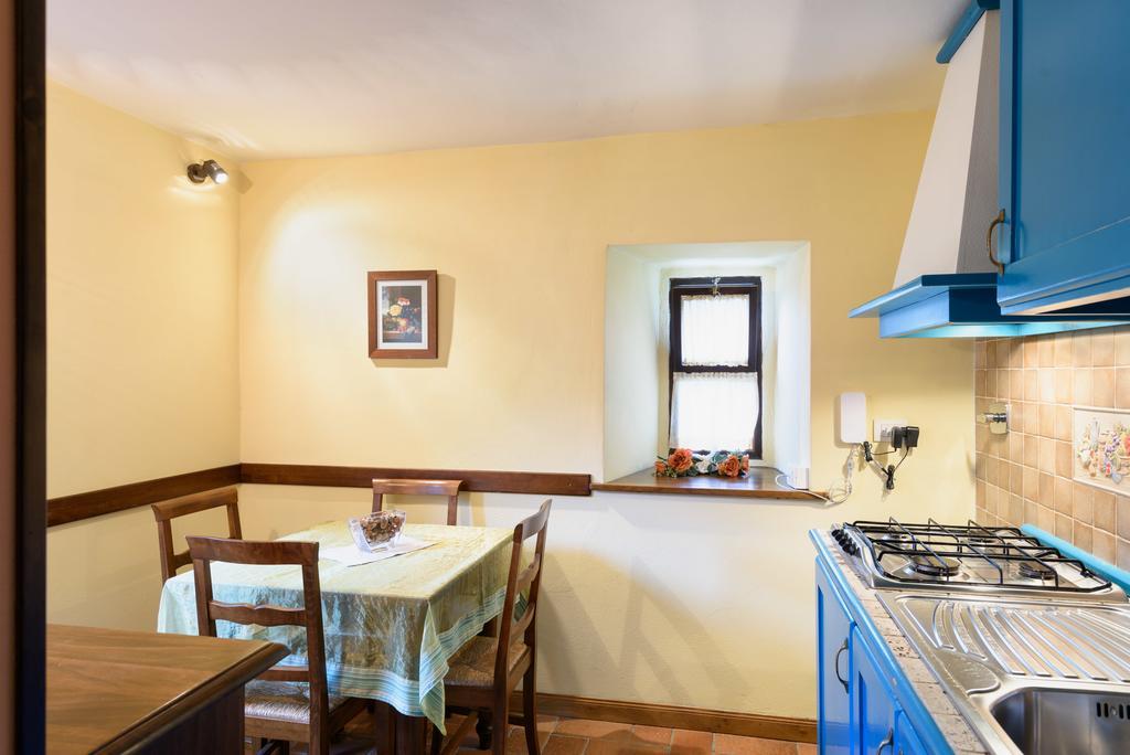 Il Borgo Dei Corsi - Charming Holiday Apartments Ortignano Raggiolo エクステリア 写真