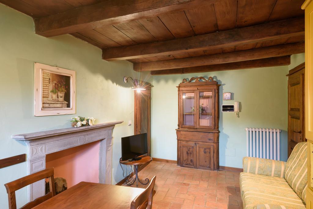 Il Borgo Dei Corsi - Charming Holiday Apartments Ortignano Raggiolo エクステリア 写真