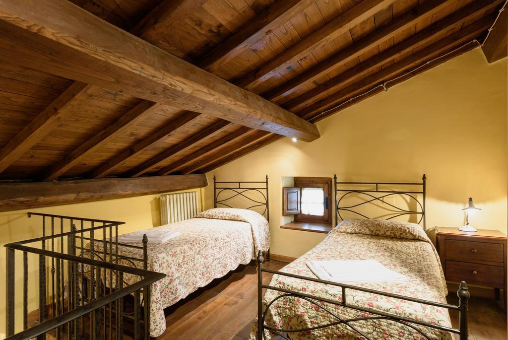 Il Borgo Dei Corsi - Charming Holiday Apartments Ortignano Raggiolo エクステリア 写真