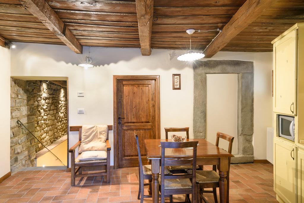 Il Borgo Dei Corsi - Charming Holiday Apartments Ortignano Raggiolo エクステリア 写真