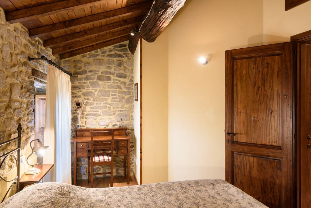 Il Borgo Dei Corsi - Charming Holiday Apartments Ortignano Raggiolo エクステリア 写真